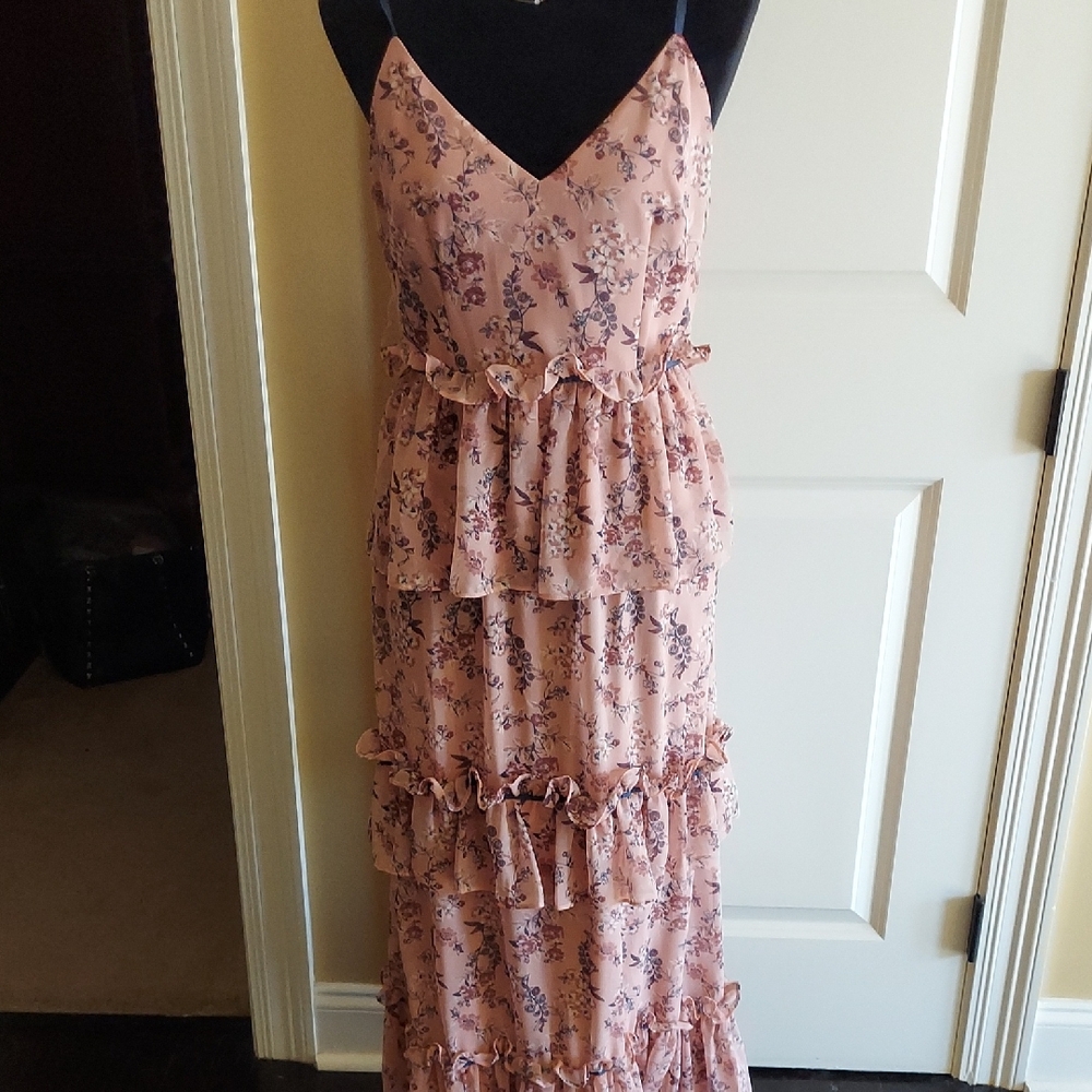 Gianni Bini Pink Floral Tiered Maxi Dress